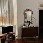San Lorenzo Suite In Stately Building