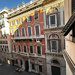 San Lorenzo Suite In Stately Building