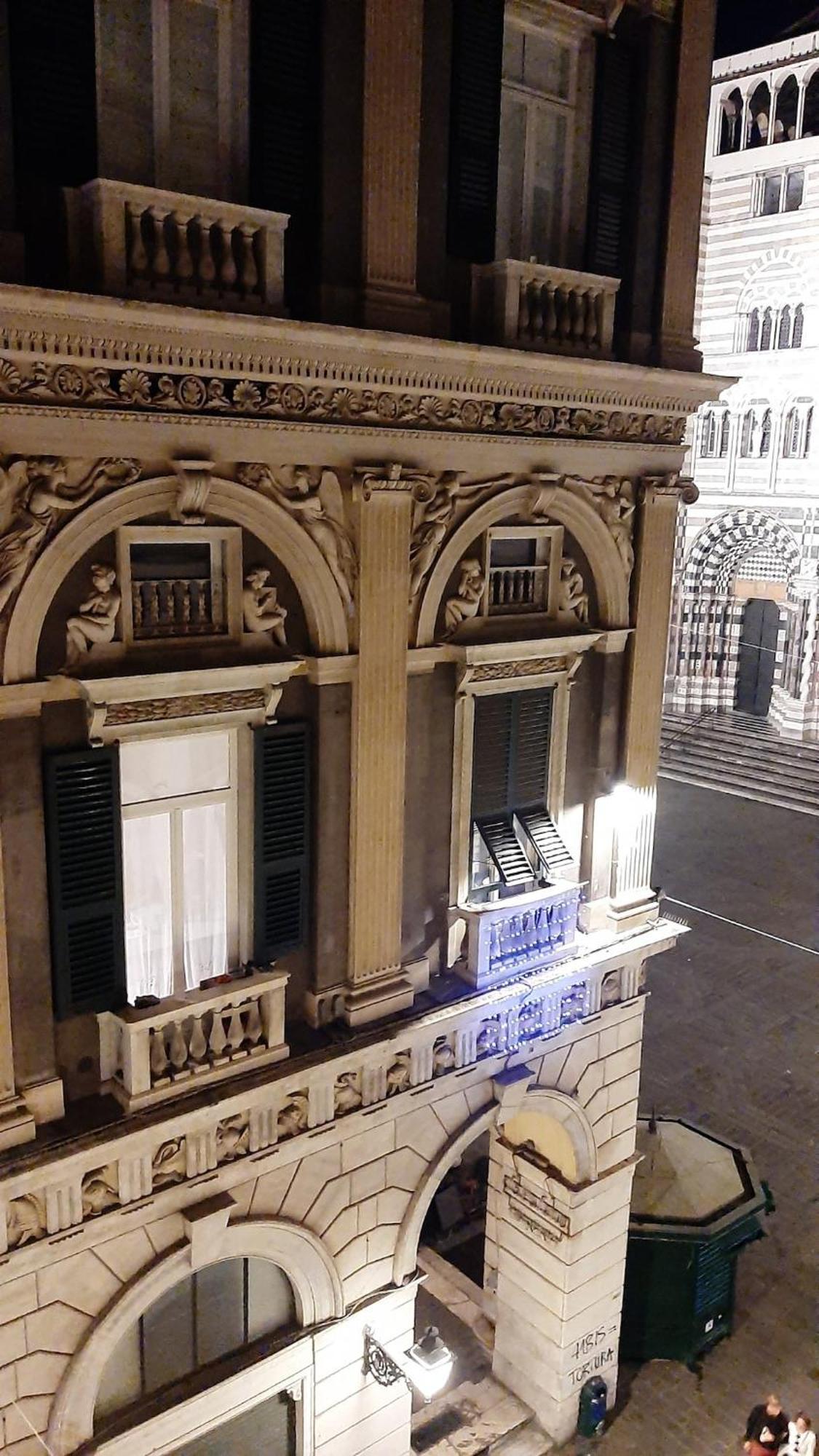 San Lorenzo In Stately Building * Genova